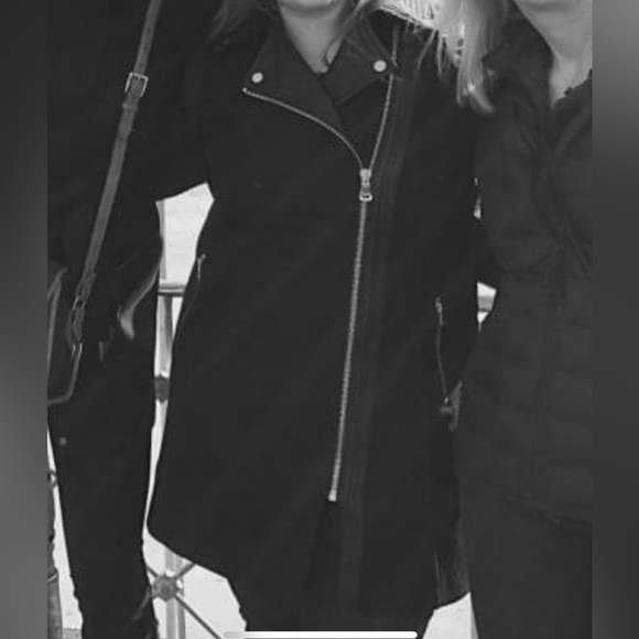 Great used condition wool and faux leather a symmetrical coat, black and silver - Picture 3 of 3